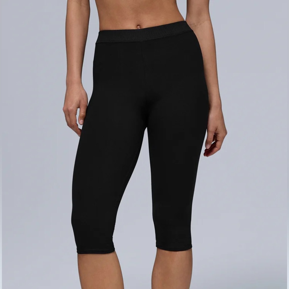 Alo soft High-Waist Iconic 90's Capri